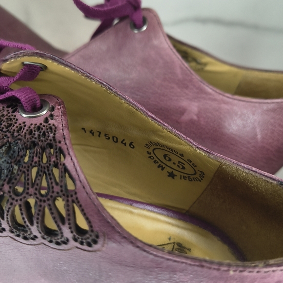 Fluevog Estella Laser Cut Lace Up Heel - Picture 5 of 7